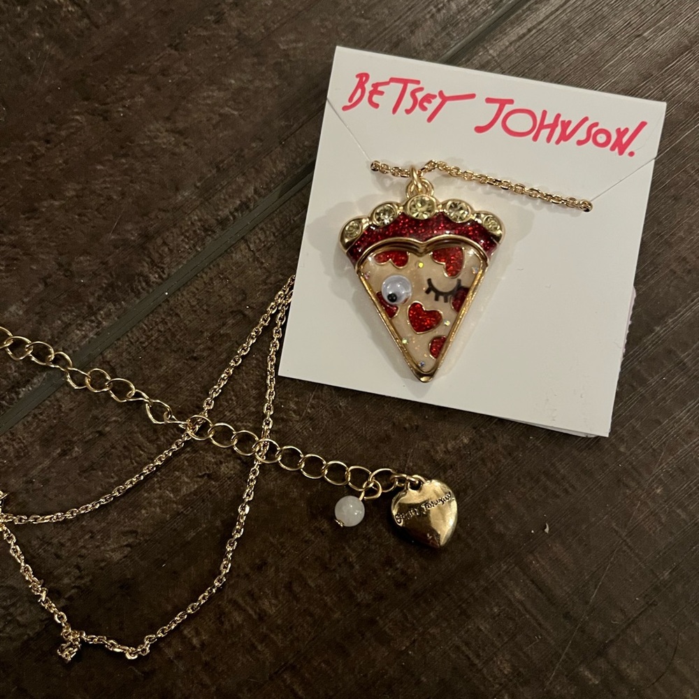 Betsey johnson pizza necklace